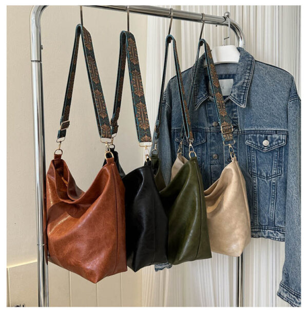 Women's Shoulder Bag With Ethnic Style Wide Shoulder Strap Ins Large Capacity Bucket Crossbody Bags Fashion Handbag - Image 5