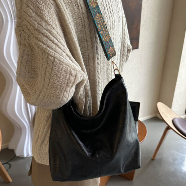 Women's Shoulder Bag With Ethnic Style Wide Shoulder Strap Ins Large Capacity Bucket Crossbody Bags Fashion Handbag - Image 7